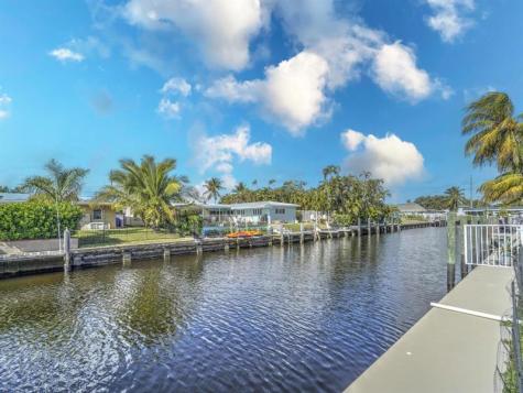 1621 SW 3rd Avenue Pompano Beach FL 33060