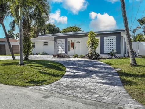 1621 SW 3rd Avenue Pompano Beach FL 33060