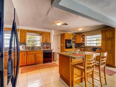 1621 SW 3rd Avenue Pompano Beach FL 33060