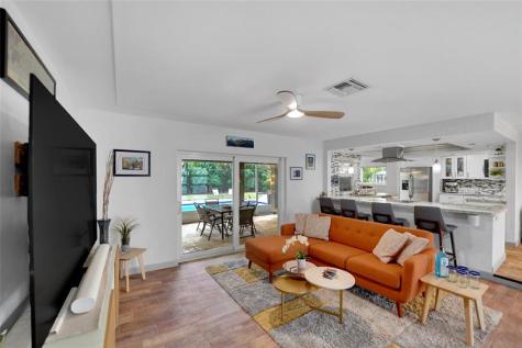 6972 NW 5th Place Margate FL 33063