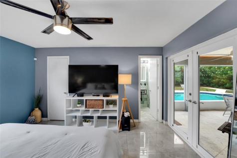 6972 NW 5th Place Margate FL 33063