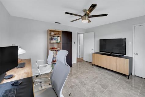 6972 NW 5th Place Margate FL 33063