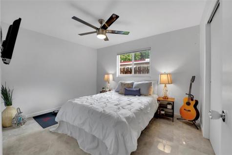 6972 NW 5th Place Margate FL 33063
