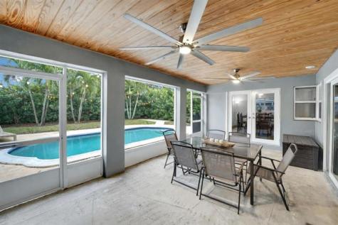 6972 NW 5th Place Margate FL 33063