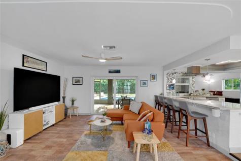 6972 NW 5th Place Margate FL 33063