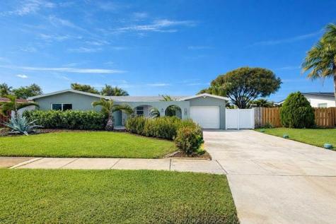 6972 NW 5th Place Margate FL 33063