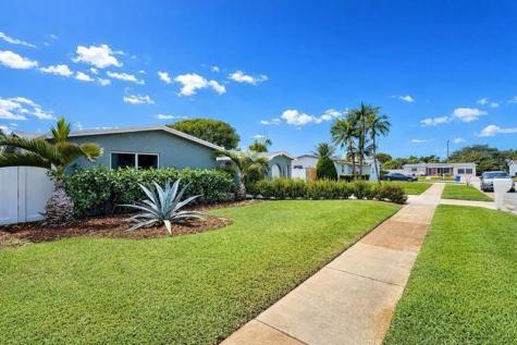 6972 NW 5th Place Margate FL 33063