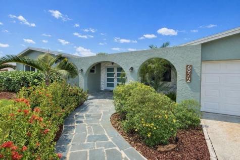 6972 NW 5th Place Margate FL 33063