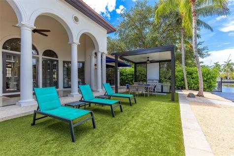 9 Fiesta Way Fort Lauderdale FL 33301
