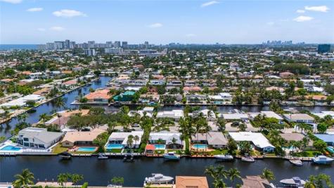 2761 NE 57th Court Fort Lauderdale FL 33308