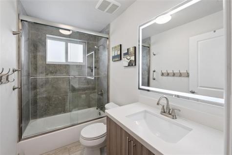 2761 NE 57th Court Fort Lauderdale FL 33308