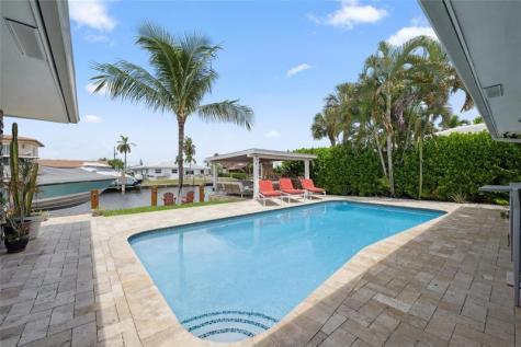 2761 NE 57th Court Fort Lauderdale FL 33308
