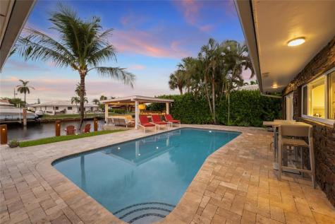 2761 NE 57th Court Fort Lauderdale FL 33308