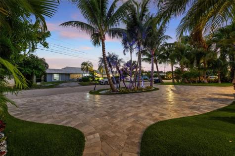 2761 NE 57th Court Fort Lauderdale FL 33308