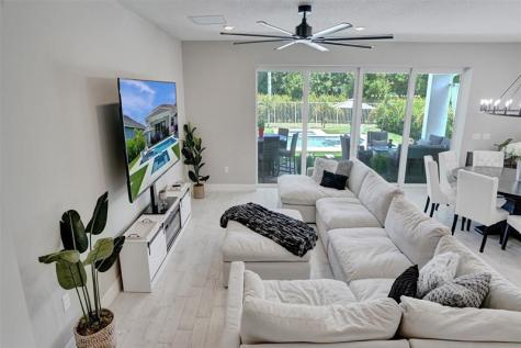 9621 Mosler Trail Lake Worth FL 33467