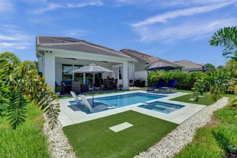 9621 Mosler Trail Lake Worth FL 33467