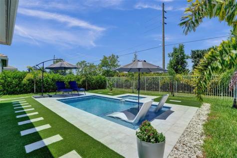 9621 Mosler Trail Lake Worth FL 33467