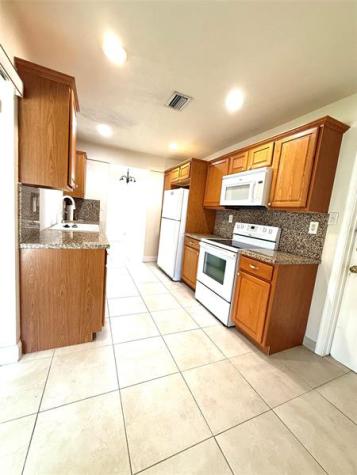 4605 NW 49th Street Tamarac FL 33319