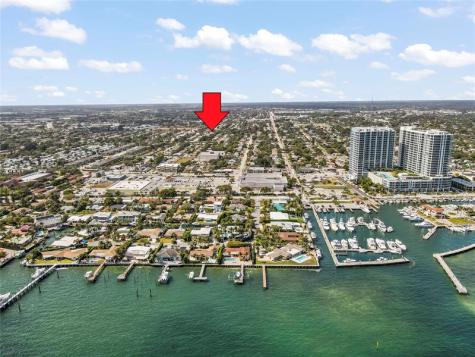 3420 E Avenue H E Riviera Beach FL 33404