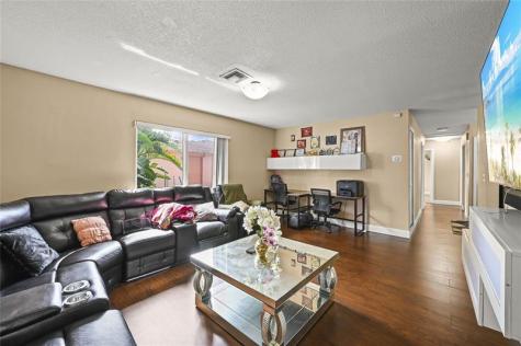 3420 E Avenue H E Riviera Beach FL 33404