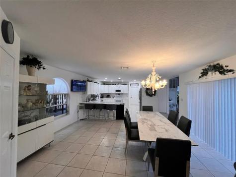 7548 Fairway Trail Boca Raton FL 33487