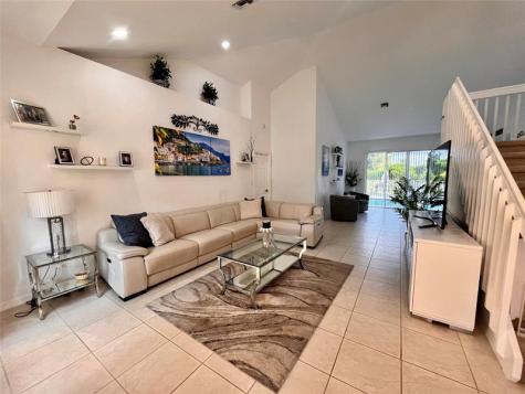 7548 Fairway Trail Boca Raton FL 33487