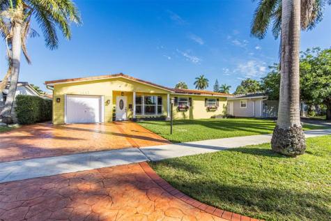 1017 NE 4th Street Hallandale Beach FL 33009