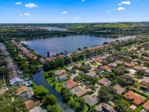 3919 NW 57th Street Coconut Creek FL 33073