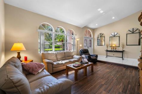 3919 NW 57th Street Coconut Creek FL 33073