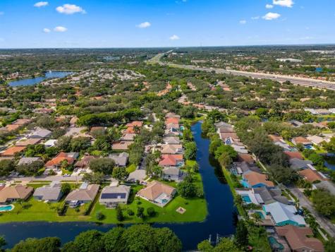 3919 NW 57th Street Coconut Creek FL 33073