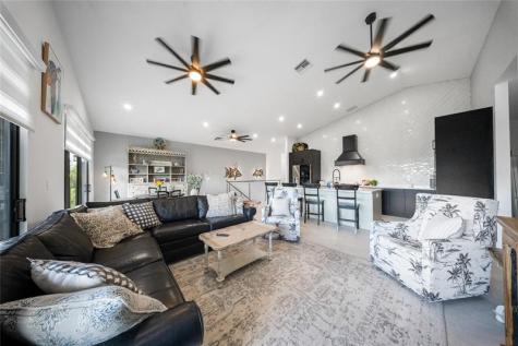 239 W Seaview Drive Duck Key FL 33050