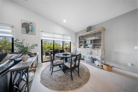239 W Seaview Drive Duck Key FL 33050