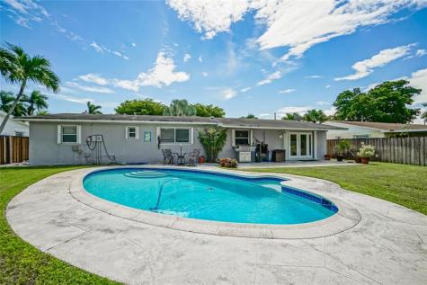 8101 SW 198th Street Cutler Bay FL 33189