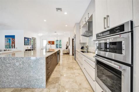 517 NE 11th Avenue Fort Lauderdale FL 33301