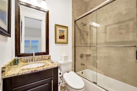 517 NE 11th Avenue Fort Lauderdale FL 33301
