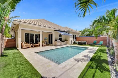 517 NE 11th Avenue Fort Lauderdale FL 33301
