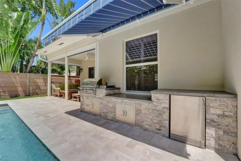 517 NE 11th Avenue Fort Lauderdale FL 33301