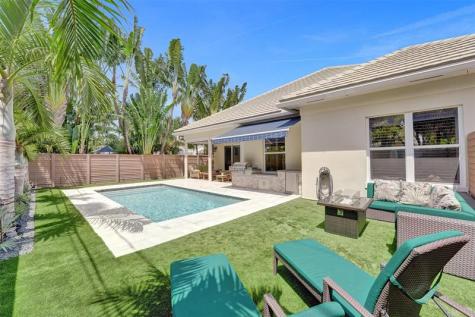517 NE 11th Avenue Fort Lauderdale FL 33301