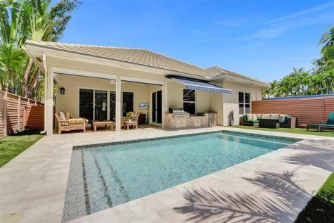 517 NE 11th Avenue Fort Lauderdale FL 33301