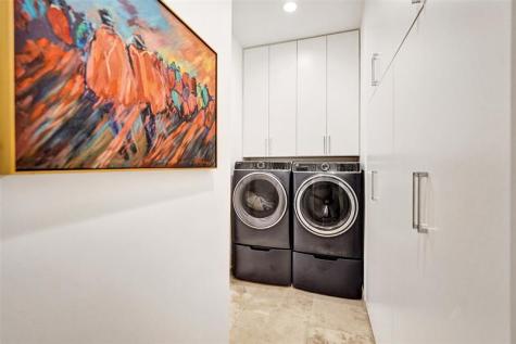 517 NE 11th Avenue Fort Lauderdale FL 33301