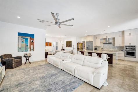517 NE 11th Avenue Fort Lauderdale FL 33301