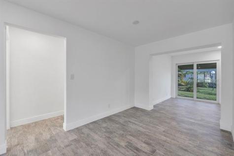 370 S Golf Boulevard Pompano Beach FL 33064
