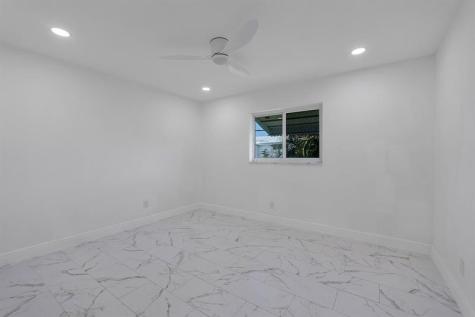 370 S Golf Boulevard Pompano Beach FL 33064
