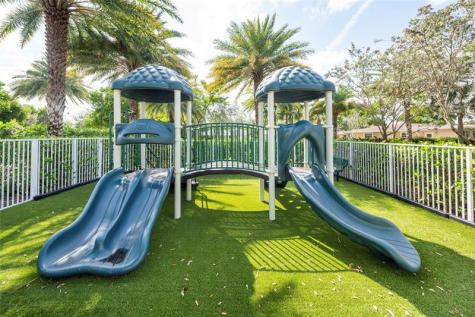 4731 NW 48th Terrace Tamarac FL 33319