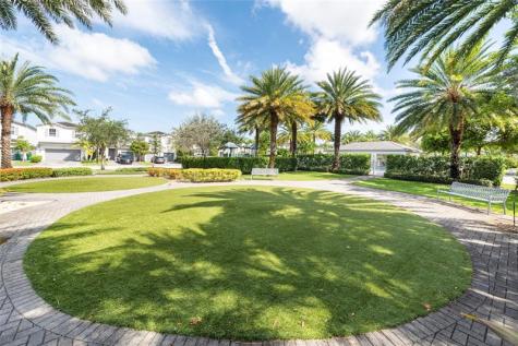 4731 NW 48th Terrace Tamarac FL 33319