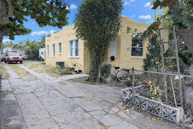 416 Revere Road West Palm Beach FL 33405
