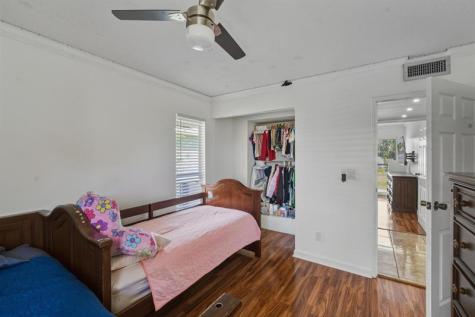 7907 NW 66th Terrace Tamarac FL 33321