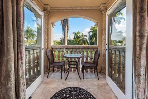 3005 NE 19th Street Fort Lauderdale FL 33305
