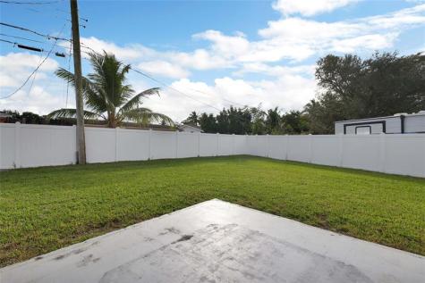 6374 SW 2nd Street Margate FL 33068