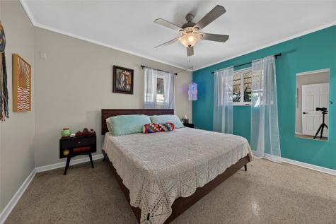 40 SW 9th Court Pompano Beach FL 33060